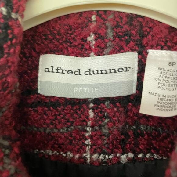 Alfred Dunner vintage Boucle fabric lined jacket. - Picture 8 of 10